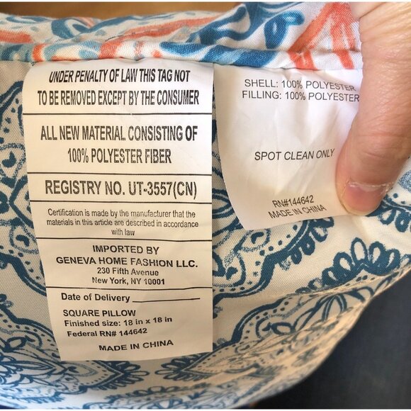 3 For $6 Geneva Home Fashion LLC Decorative Pillow Paisely Ivory 18" X 18" - Picture 3 of 3